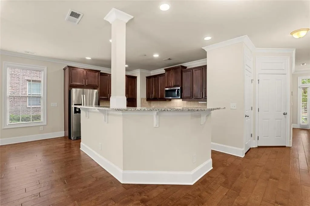 7600 Glisten Avenue Ne, Sandy Springs, Georgia 30328, 3 Bedrooms Bedrooms, ,2 BathroomsBathrooms,Residential,Sold,7600 Glisten Avenue Ne,7402688