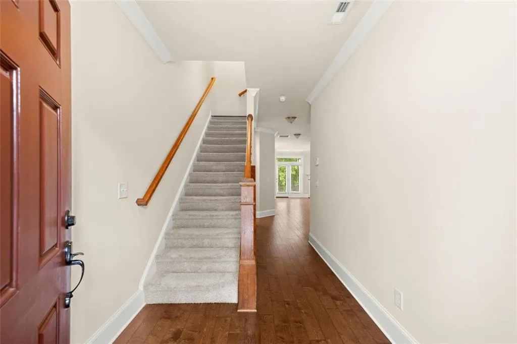 7600 Glisten Avenue Ne, Sandy Springs, Georgia 30328, 3 Bedrooms Bedrooms, ,2 BathroomsBathrooms,Residential,Sold,7600 Glisten Avenue Ne,7402688