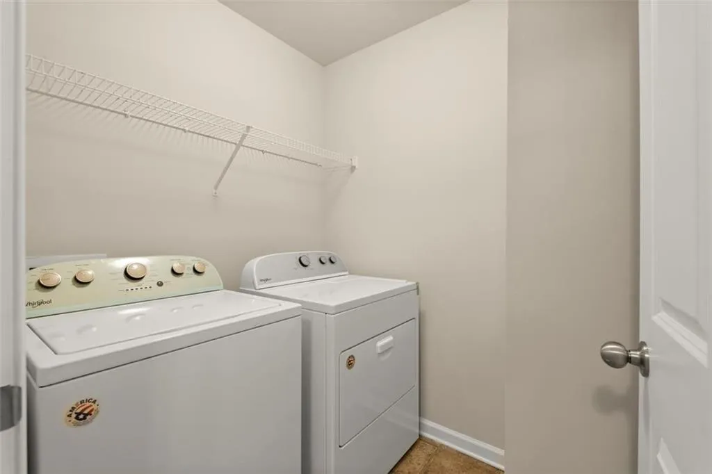 7600 Glisten Avenue Ne, Sandy Springs, Georgia 30328, 3 Bedrooms Bedrooms, ,2 BathroomsBathrooms,Residential,Sold,7600 Glisten Avenue Ne,7402688
