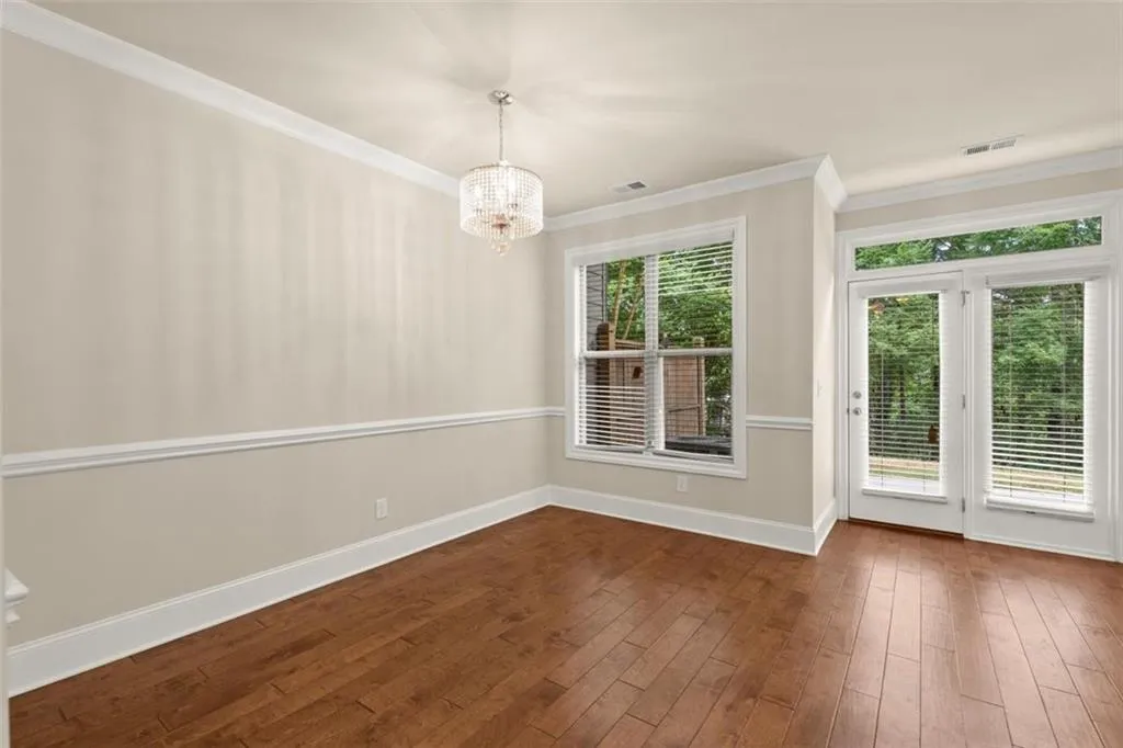 7600 Glisten Avenue Ne, Sandy Springs, Georgia 30328, 3 Bedrooms Bedrooms, ,2 BathroomsBathrooms,Residential,Sold,7600 Glisten Avenue Ne,7402688