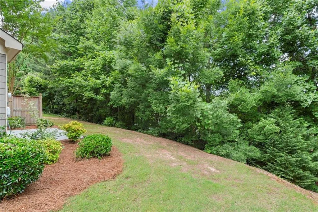 7600 Glisten Avenue Ne, Sandy Springs, Georgia 30328, 3 Bedrooms Bedrooms, ,2 BathroomsBathrooms,Residential,Sold,7600 Glisten Avenue Ne,7402688