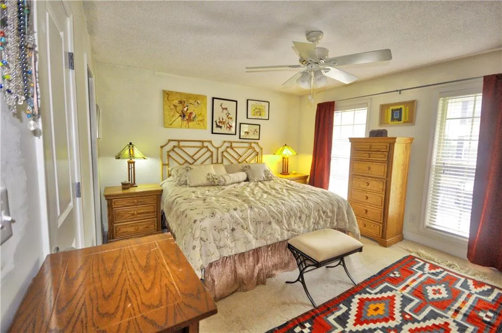 750 Dalrymple Road Unit J4, Atlanta, Georgia 30328, 2 Bedrooms Bedrooms, ,2 BathroomsBathrooms,Residential,Sold,750 Dalrymple Road Unit J4,6599803