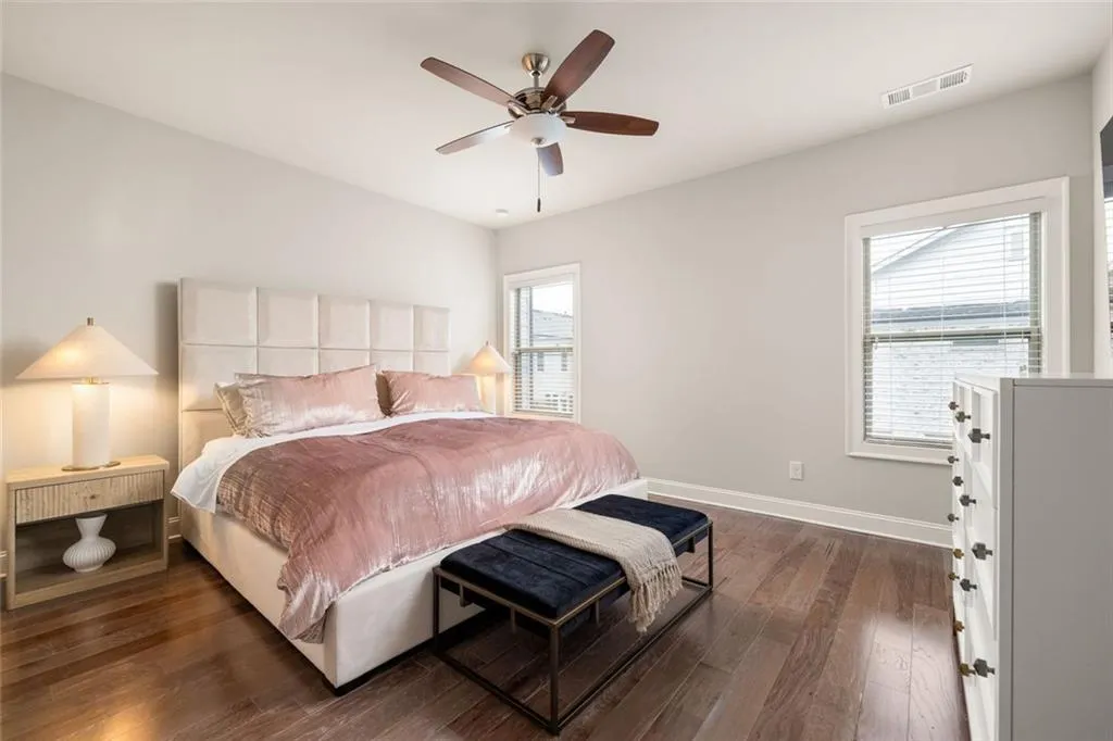 4751 Roswell Road, Atlanta, Georgia 30342, 2 Bedrooms Bedrooms, ,2 BathroomsBathrooms,Residential,Sold,4751 Roswell Road,7700683