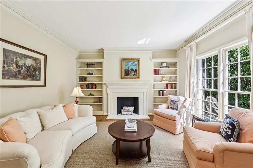 1382 W Wesley Road Nw, Atlanta, Georgia 30327, 4 Bedrooms Bedrooms, ,4 BathroomsBathrooms,Residential,For Sale,1382 W Wesley Road Nw,7611578