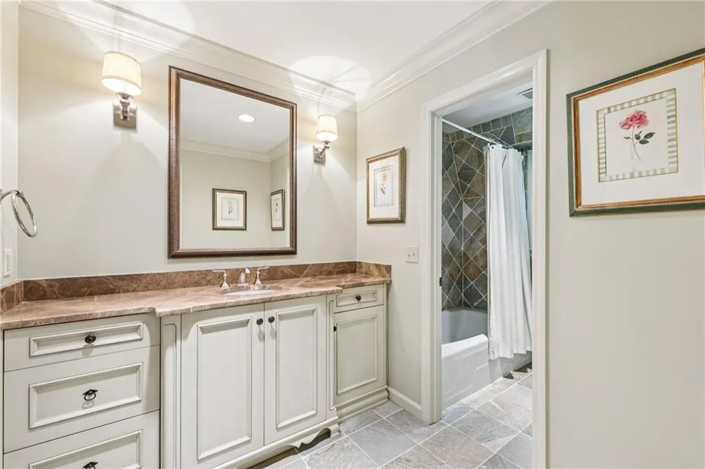 1382 W Wesley Road Nw, Atlanta, Georgia 30327, 4 Bedrooms Bedrooms, ,4 BathroomsBathrooms,Residential,For Sale,1382 W Wesley Road Nw,7611578
