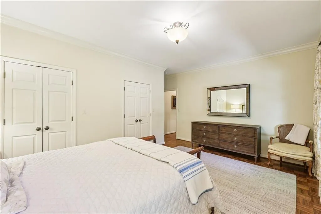 1382 W Wesley Road Nw, Atlanta, Georgia 30327, 4 Bedrooms Bedrooms, ,4 BathroomsBathrooms,Residential,For Sale,1382 W Wesley Road Nw,7611578