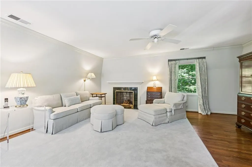 1382 W Wesley Road Nw, Atlanta, Georgia 30327, 4 Bedrooms Bedrooms, ,4 BathroomsBathrooms,Residential,For Sale,1382 W Wesley Road Nw,7611578