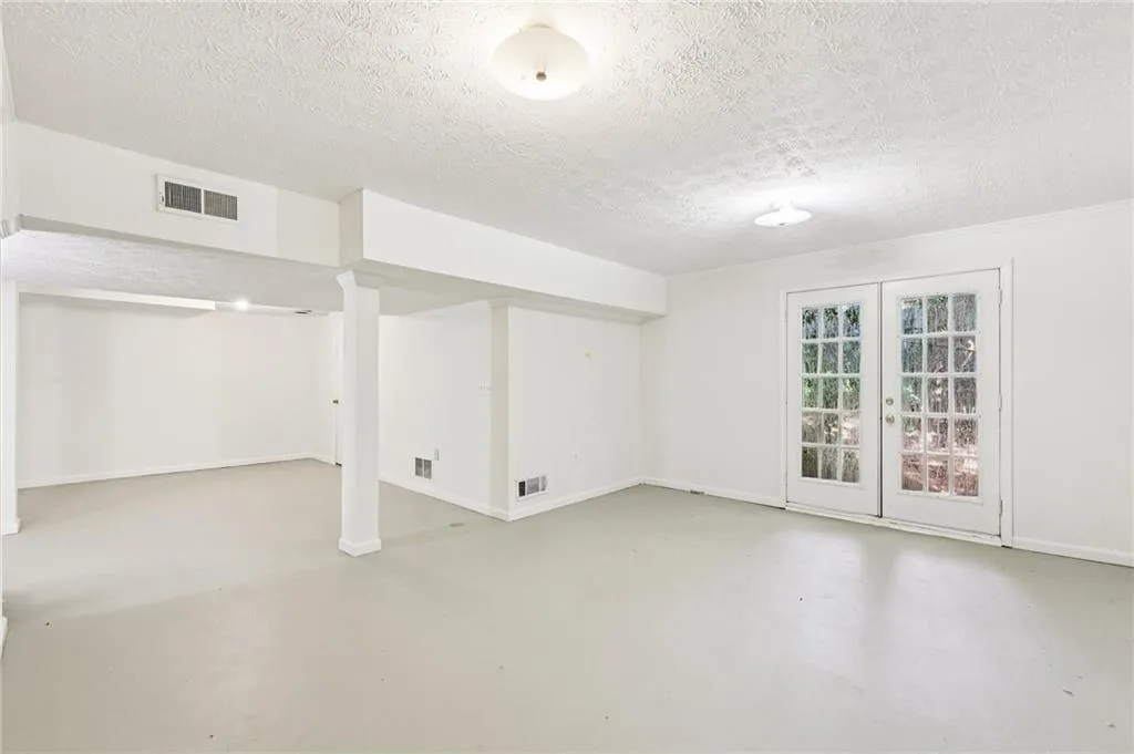 1382 W Wesley Road Nw, Atlanta, Georgia 30327, 4 Bedrooms Bedrooms, ,4 BathroomsBathrooms,Residential,For Sale,1382 W Wesley Road Nw,7611578
