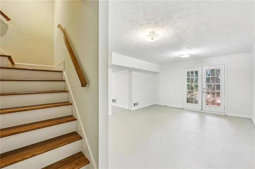 1382 W Wesley Road Nw, Atlanta, Georgia 30327, 4 Bedrooms Bedrooms, ,4 BathroomsBathrooms,Residential,For Sale,1382 W Wesley Road Nw,7611578