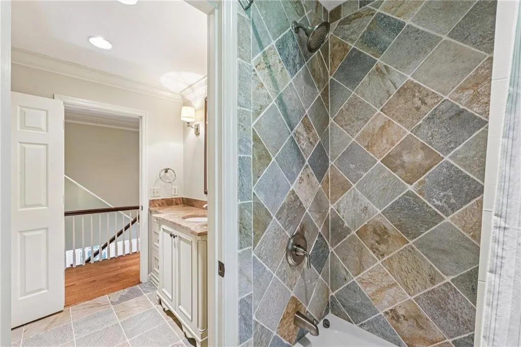 1382 W Wesley Road Nw, Atlanta, Georgia 30327, 4 Bedrooms Bedrooms, ,4 BathroomsBathrooms,Residential,For Sale,1382 W Wesley Road Nw,7611578