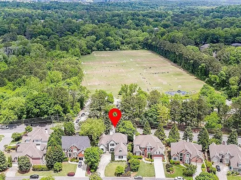 Bird's eye view with a residential view