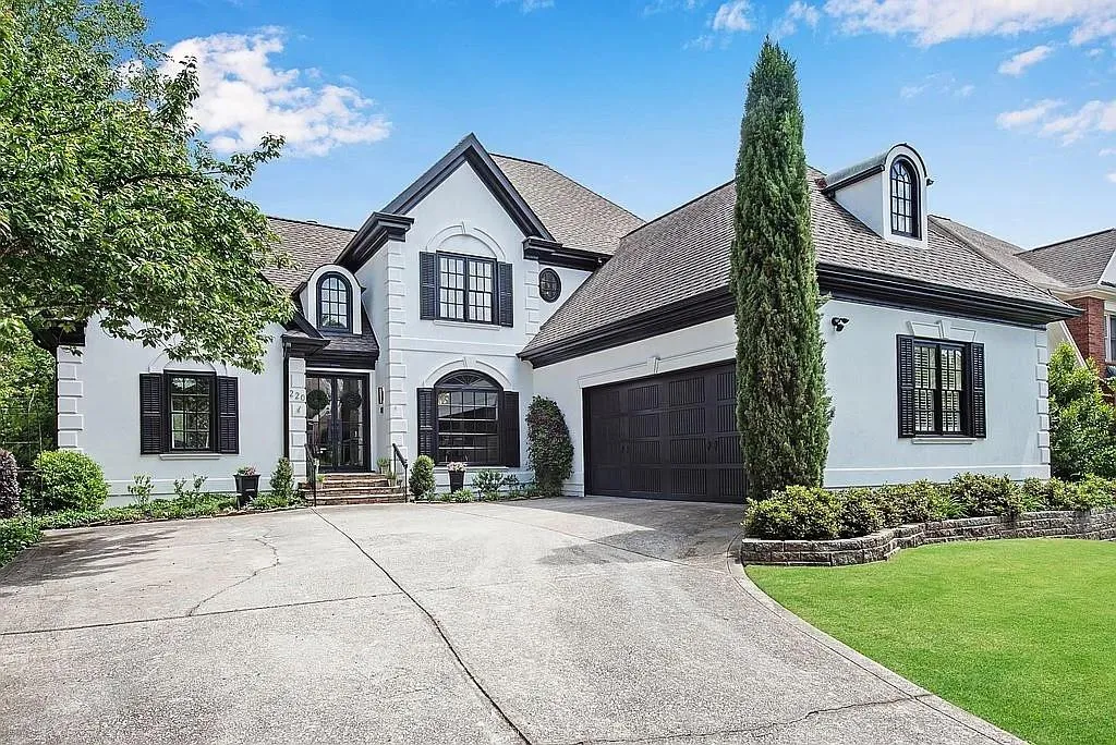220 Windsor Gate Cove Ne, Atlanta, Georgia 30342, 5 Bedrooms Bedrooms, ,4 BathroomsBathrooms,Residential,Sold,220 Windsor Gate Cove Ne,7497712