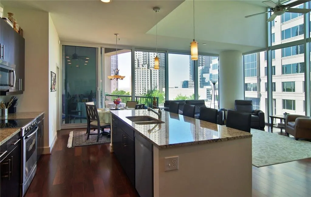 1080 Peachtree Street Ne Unit 702, Atlanta, Georgia 30309, 2 Bedrooms Bedrooms, ,2 BathroomsBathrooms,Residential,Sold,1080 Peachtree Street Ne Unit 702,5667460