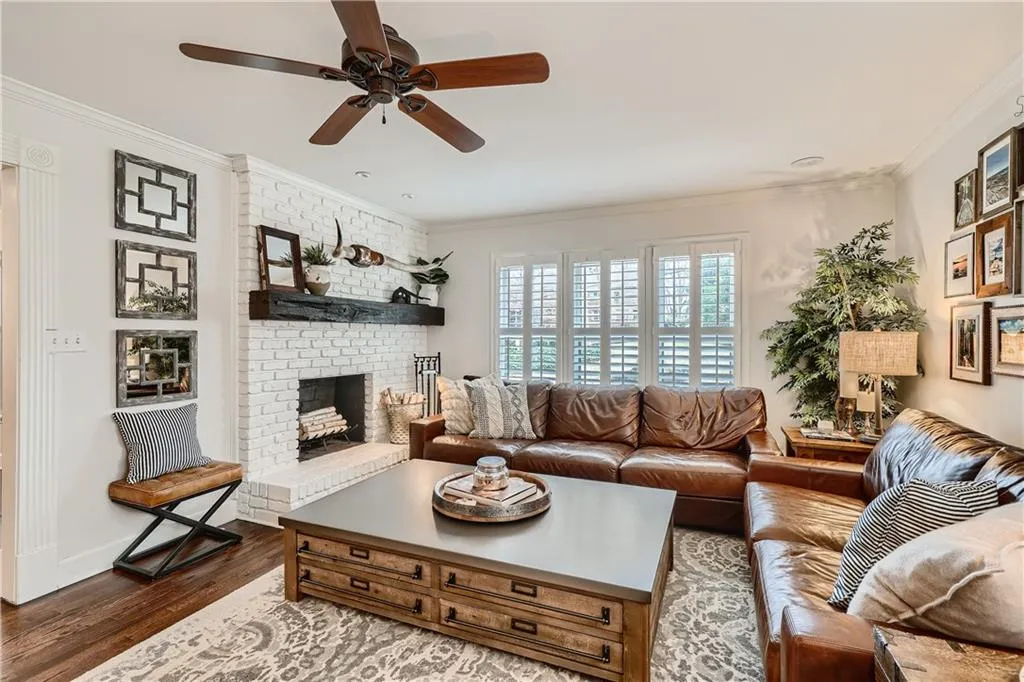 5592 Colton Drive, Sandy Springs, Georgia 30342, 4 Bedrooms Bedrooms, ,3 BathroomsBathrooms,Residential,Sold,5592 Colton Drive,6987049