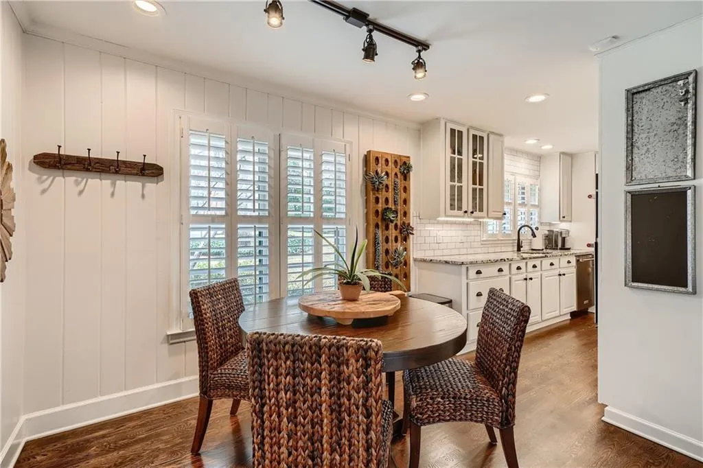 5592 Colton Drive, Sandy Springs, Georgia 30342, 4 Bedrooms Bedrooms, ,3 BathroomsBathrooms,Residential,Sold,5592 Colton Drive,6987049