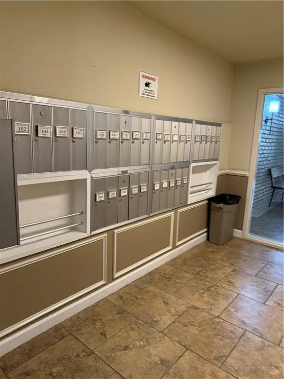 395 Pharr Road Ne Unit 103, Atlanta, Georgia 30305, 1 Bedroom Bedrooms, 0 ,1 BathroomBathrooms,Residential,For Sale,395 Pharr Road Ne Unit 103,7846491