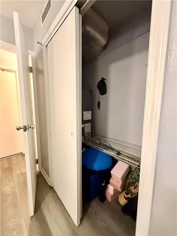 395 Pharr Road Ne Unit 103, Atlanta, Georgia 30305, 1 Bedroom Bedrooms, 0 ,1 BathroomBathrooms,Residential,For Sale,395 Pharr Road Ne Unit 103,7846491