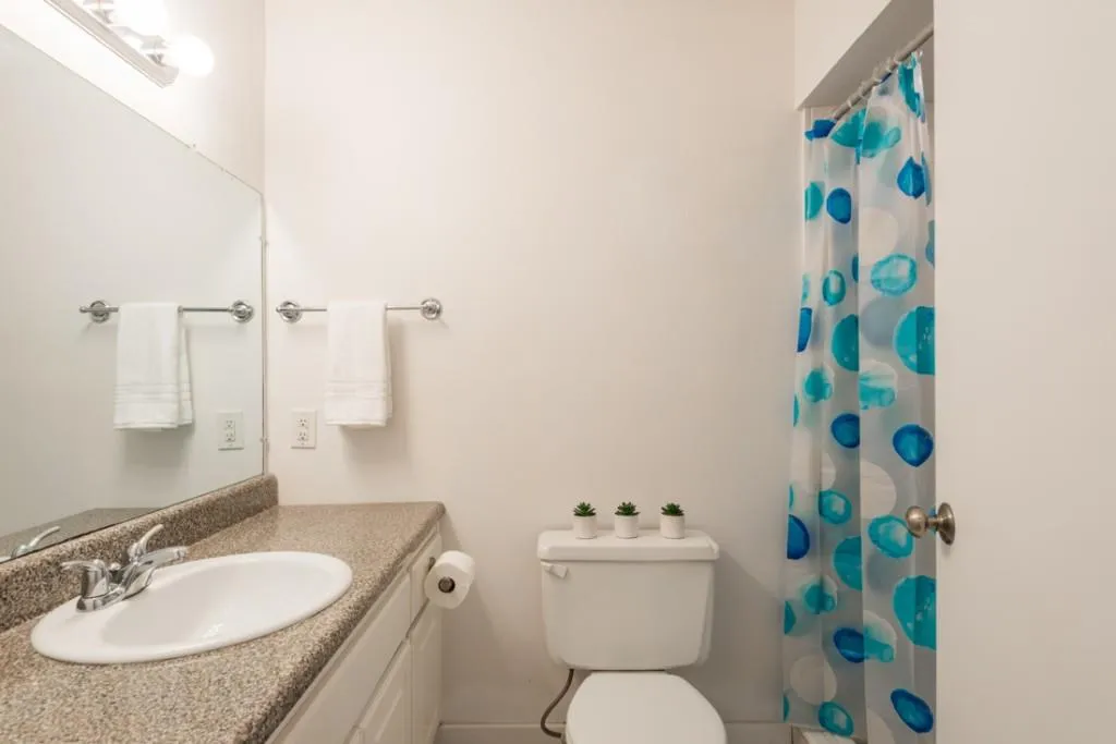 346 Carpenter Drive Unit 53, Atlanta, Georgia 30328, 2 Bedrooms Bedrooms, ,2 BathroomsBathrooms,Residential,Sold,346 Carpenter Drive Unit 53,5894440