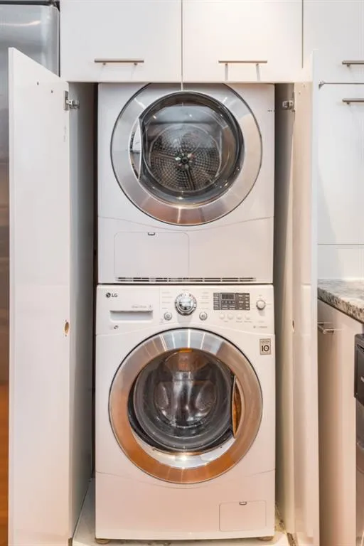 346 Carpenter Drive Unit 53, Atlanta, Georgia 30328, 2 Bedrooms Bedrooms, ,2 BathroomsBathrooms,Residential,Sold,346 Carpenter Drive Unit 53,5894440