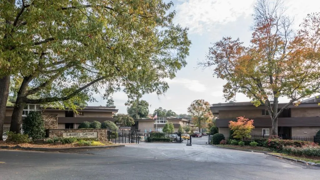 346 Carpenter Drive Unit 53, Atlanta, Georgia 30328, 2 Bedrooms Bedrooms, ,2 BathroomsBathrooms,Residential,Sold,346 Carpenter Drive Unit 53,5894440