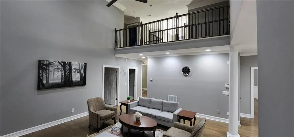 160 Spalding Springs Court, Sandy Springs, Georgia 30350, 5 Bedrooms Bedrooms, ,3 BathroomsBathrooms,Residential,Sold,160 Spalding Springs Court,7246872