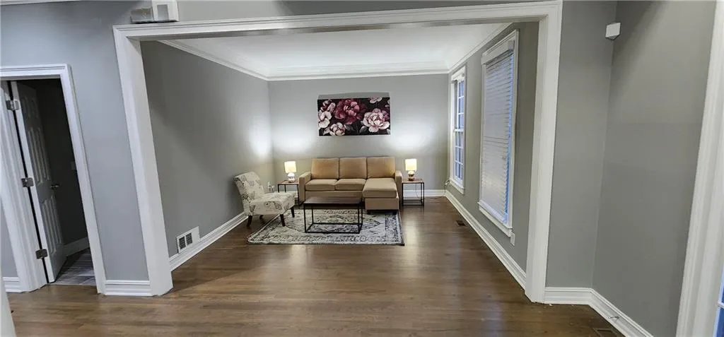 160 Spalding Springs Court, Sandy Springs, Georgia 30350, 5 Bedrooms Bedrooms, ,3 BathroomsBathrooms,Residential,Sold,160 Spalding Springs Court,7246872