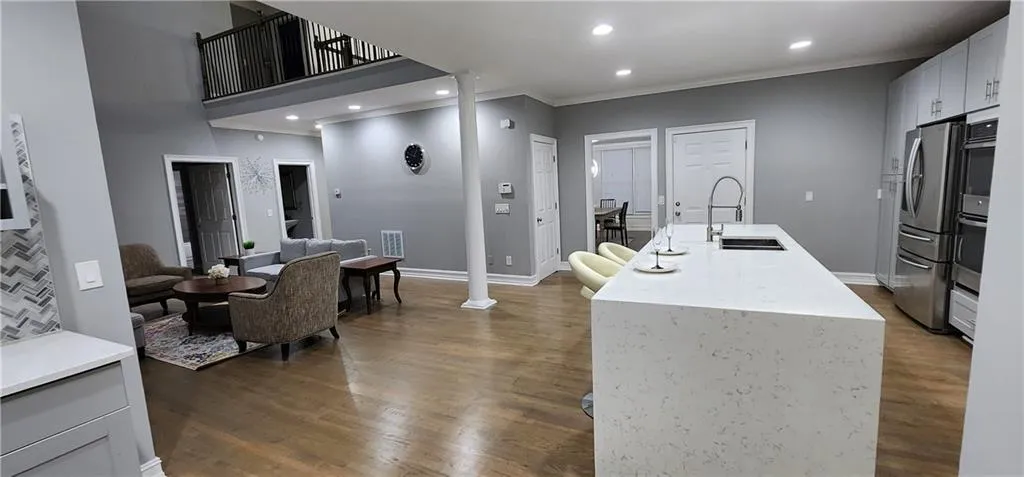 160 Spalding Springs Court, Sandy Springs, Georgia 30350, 5 Bedrooms Bedrooms, ,3 BathroomsBathrooms,Residential,Sold,160 Spalding Springs Court,7246872