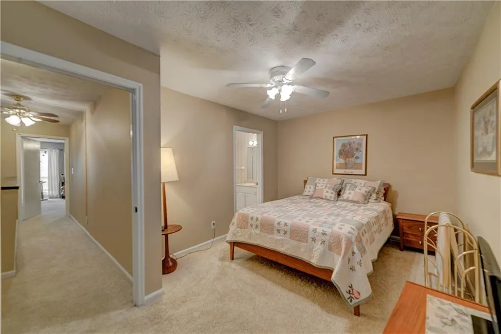 5390 Chemin De Vie, Sandy Springs, Georgia 30342, 2 Bedrooms Bedrooms, ,2 BathroomsBathrooms,Residential,Sold,5390 Chemin De Vie,6001157