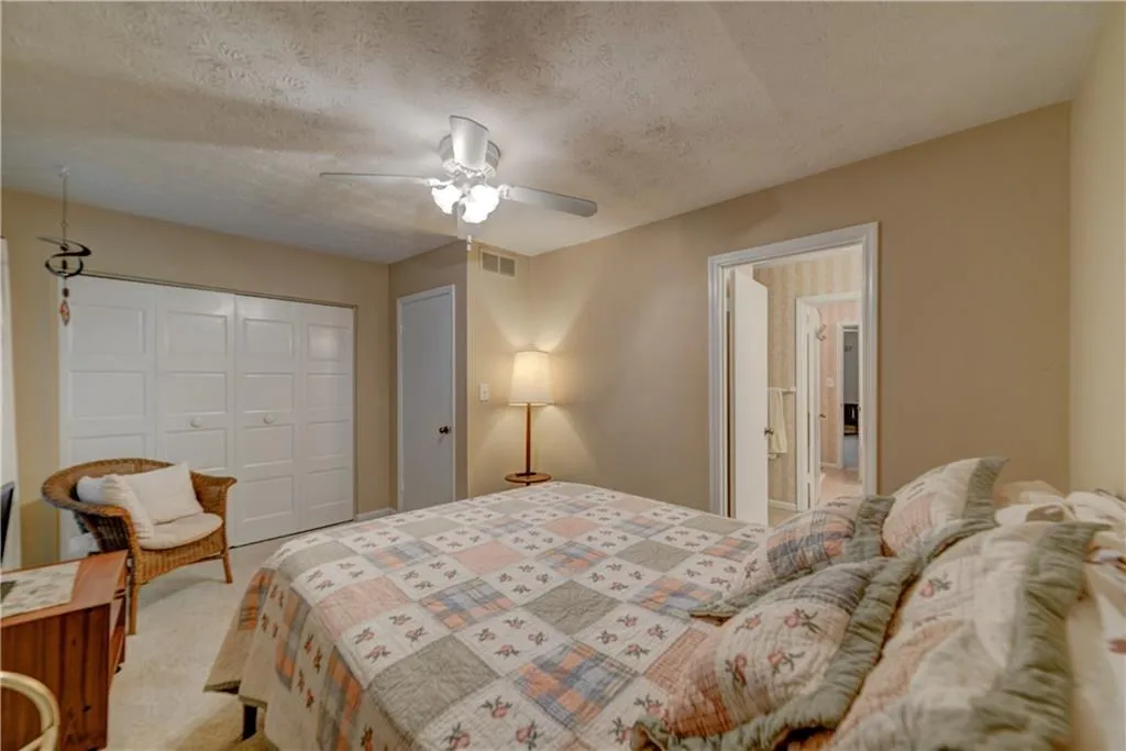 5390 Chemin De Vie, Sandy Springs, Georgia 30342, 2 Bedrooms Bedrooms, ,2 BathroomsBathrooms,Residential,Sold,5390 Chemin De Vie,6001157