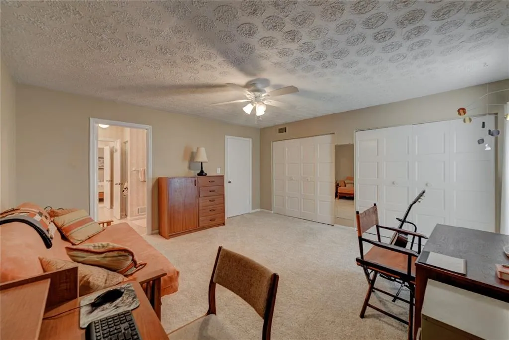 5390 Chemin De Vie, Sandy Springs, Georgia 30342, 2 Bedrooms Bedrooms, ,2 BathroomsBathrooms,Residential,Sold,5390 Chemin De Vie,6001157