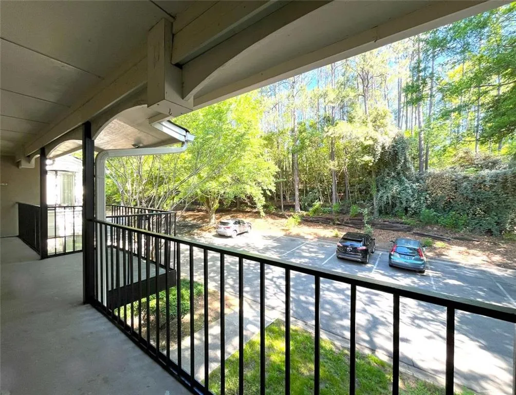 3020 Wingate Way, Sandy Springs, Georgia 30350, 2 Bedrooms Bedrooms, ,2 BathroomsBathrooms,Residential,For Sale,3020 Wingate Way,7532093