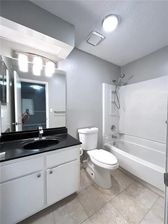 3020 Wingate Way, Sandy Springs, Georgia 30350, 2 Bedrooms Bedrooms, ,2 BathroomsBathrooms,Residential,For Sale,3020 Wingate Way,7532093
