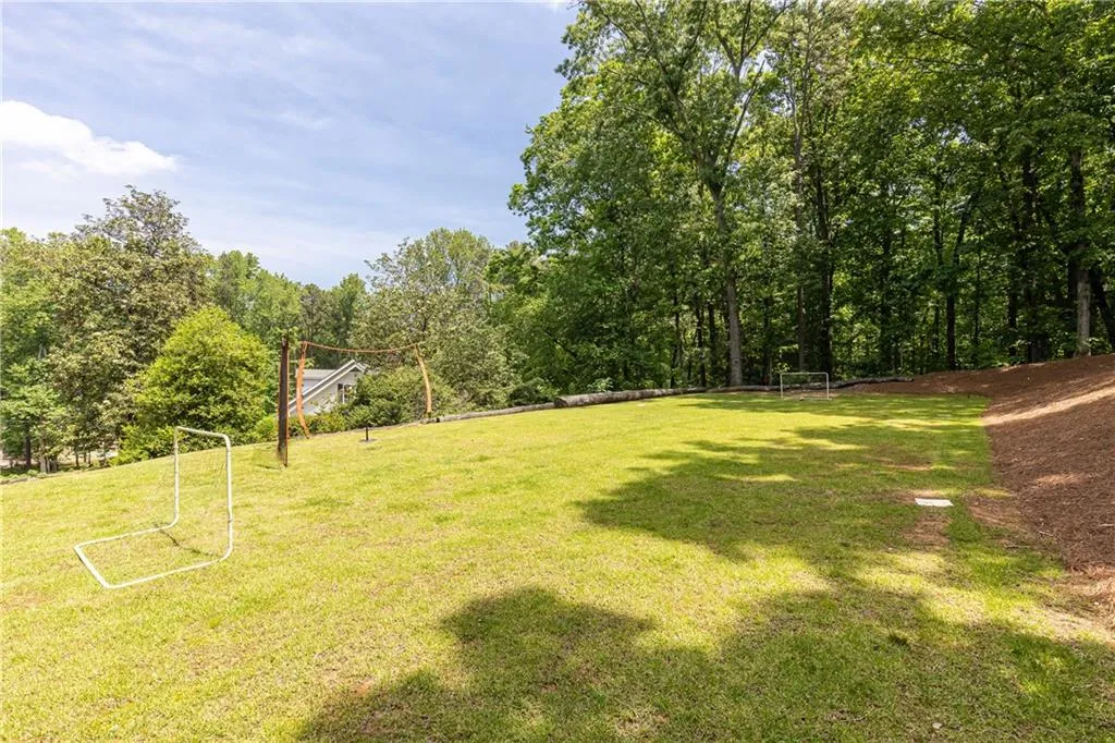 700 Old Post Road, Sandy Springs, Georgia 30328, 6 Bedrooms Bedrooms, ,3 BathroomsBathrooms,Residential,Sold,700 Old Post Road,7037375
