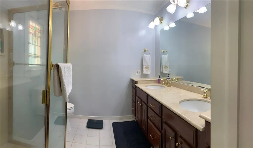 700 Old Post Road, Sandy Springs, Georgia 30328, 6 Bedrooms Bedrooms, ,3 BathroomsBathrooms,Residential,Sold,700 Old Post Road,7037375