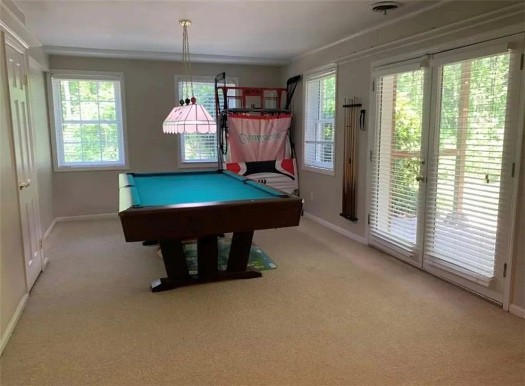 700 Old Post Road, Sandy Springs, Georgia 30328, 6 Bedrooms Bedrooms, ,3 BathroomsBathrooms,Residential,Sold,700 Old Post Road,7037375