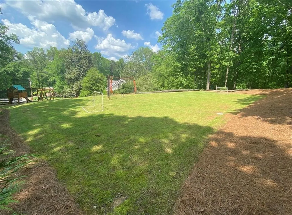 700 Old Post Road, Sandy Springs, Georgia 30328, 6 Bedrooms Bedrooms, ,3 BathroomsBathrooms,Residential,Sold,700 Old Post Road,7037375