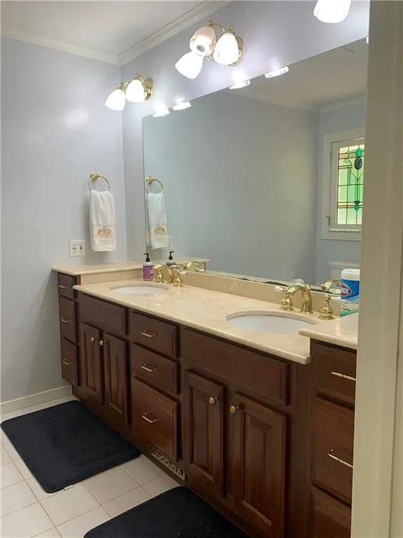 700 Old Post Road, Sandy Springs, Georgia 30328, 6 Bedrooms Bedrooms, ,3 BathroomsBathrooms,Residential,Sold,700 Old Post Road,7037375