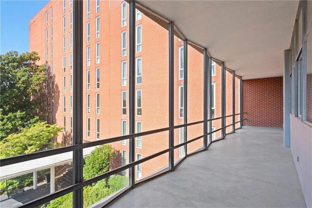 3060 Pharr Court North Nw Unit 317, Atlanta, Georgia 30305, 2 Bedrooms Bedrooms, ,1 BathroomBathrooms,Residential,For Sale,3060 Pharr Court North Nw Unit 317,7455847