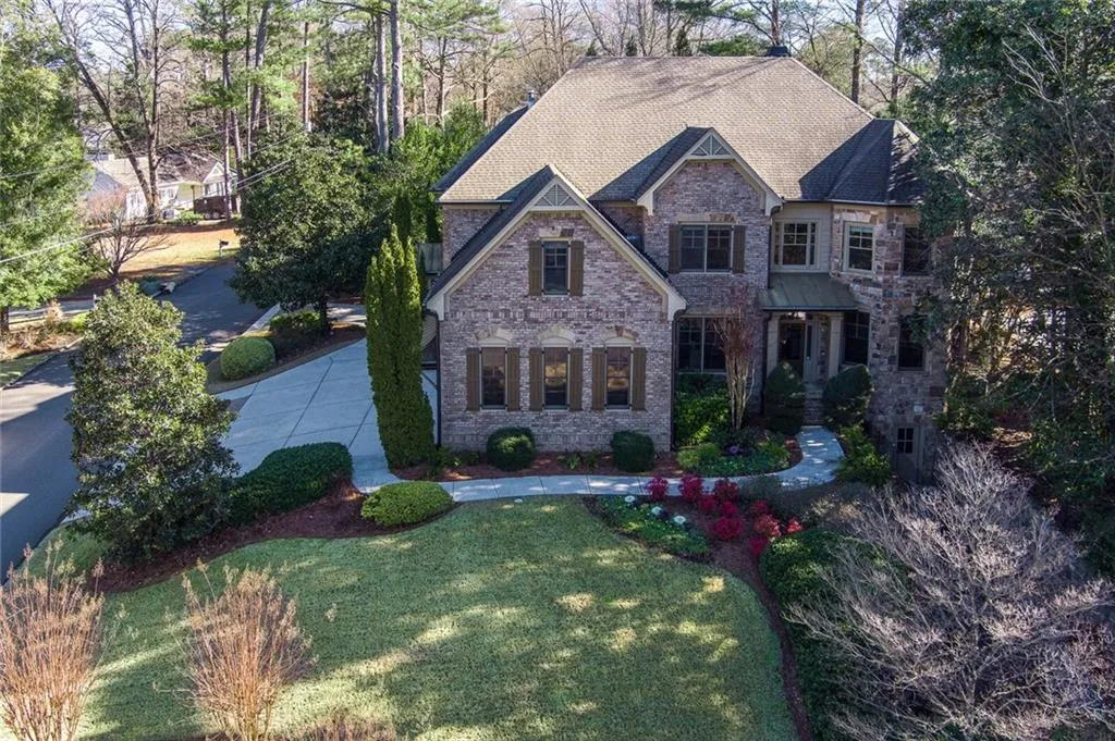 4627 Dalmer Road Ne, Sandy Springs, Georgia 30342, 5 Bedrooms Bedrooms, ,5 BathroomsBathrooms,Residential,Sold,4627 Dalmer Road Ne,6988212