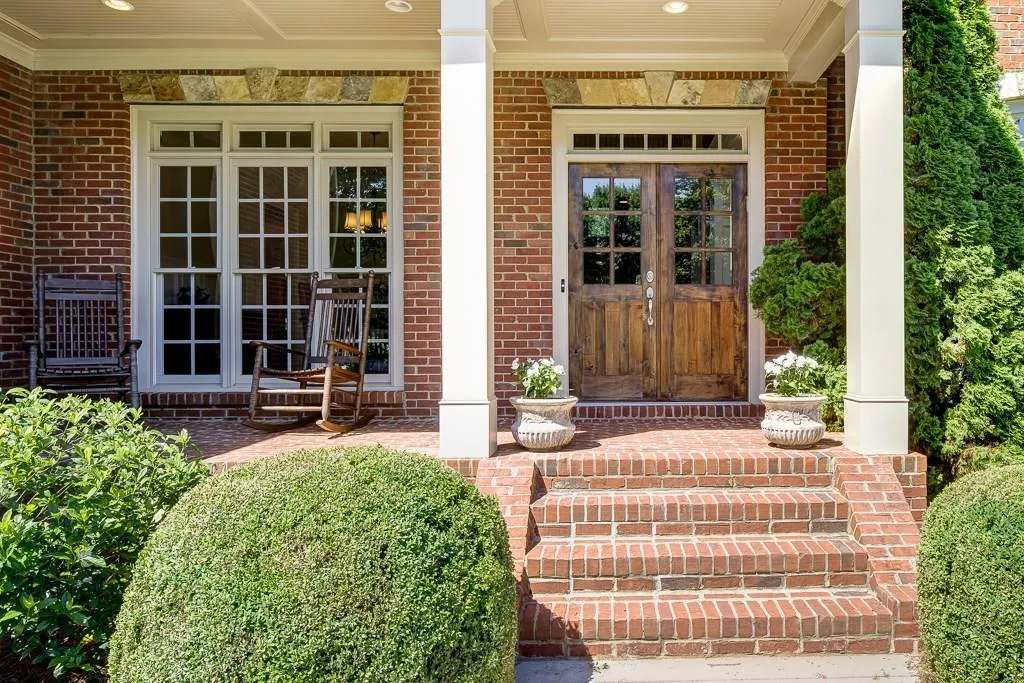 420 Meadow Gate Close, Sandy Springs, Georgia 30350, 6 Bedrooms Bedrooms, ,5 BathroomsBathrooms,Residential,Sold,420 Meadow Gate Close,5984215