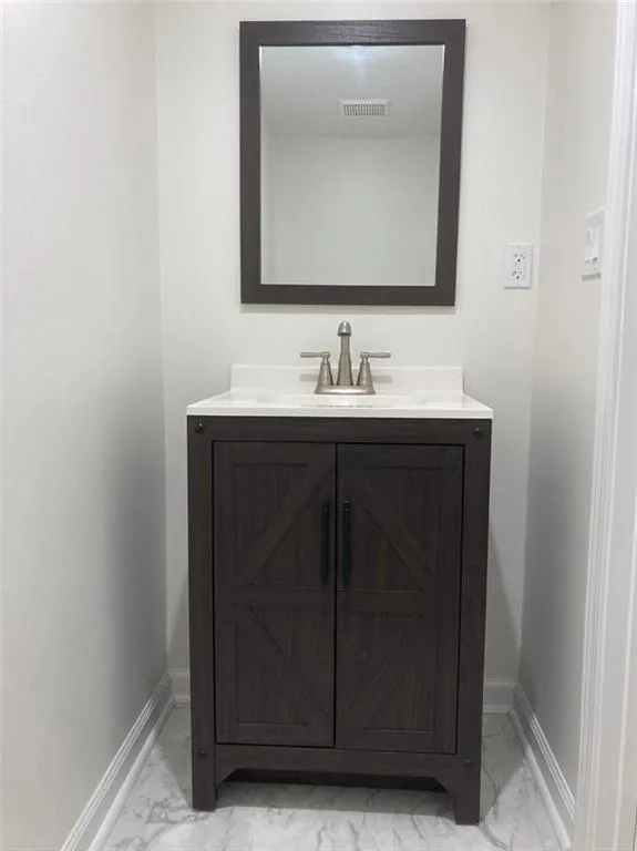 8855 Carroll Manor Drive, Sandy Springs, Georgia 30350, 3 Bedrooms Bedrooms, ,3 BathroomsBathrooms,Residential,Sold,8855 Carroll Manor Drive,6919348