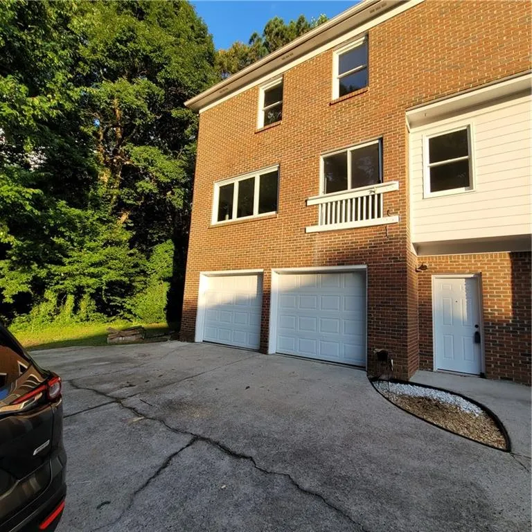 8855 Carroll Manor Drive, Sandy Springs, Georgia 30350, 3 Bedrooms Bedrooms, ,3 BathroomsBathrooms,Residential,Sold,8855 Carroll Manor Drive,6919348