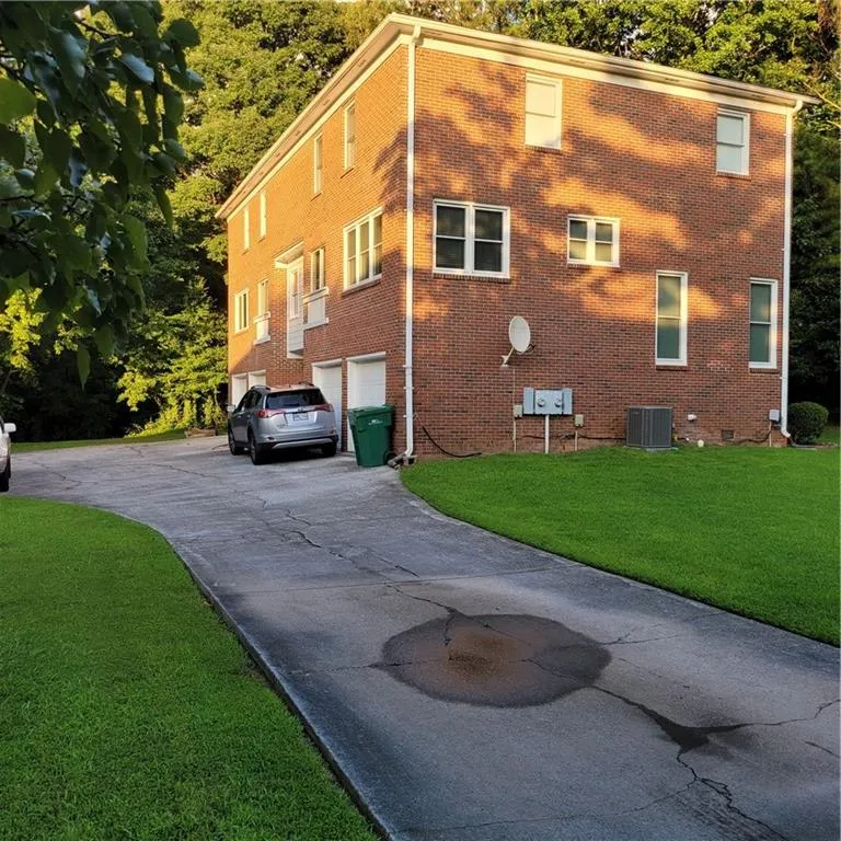 8855 Carroll Manor Drive, Sandy Springs, Georgia 30350, 3 Bedrooms Bedrooms, ,3 BathroomsBathrooms,Residential,Sold,8855 Carroll Manor Drive,6919348