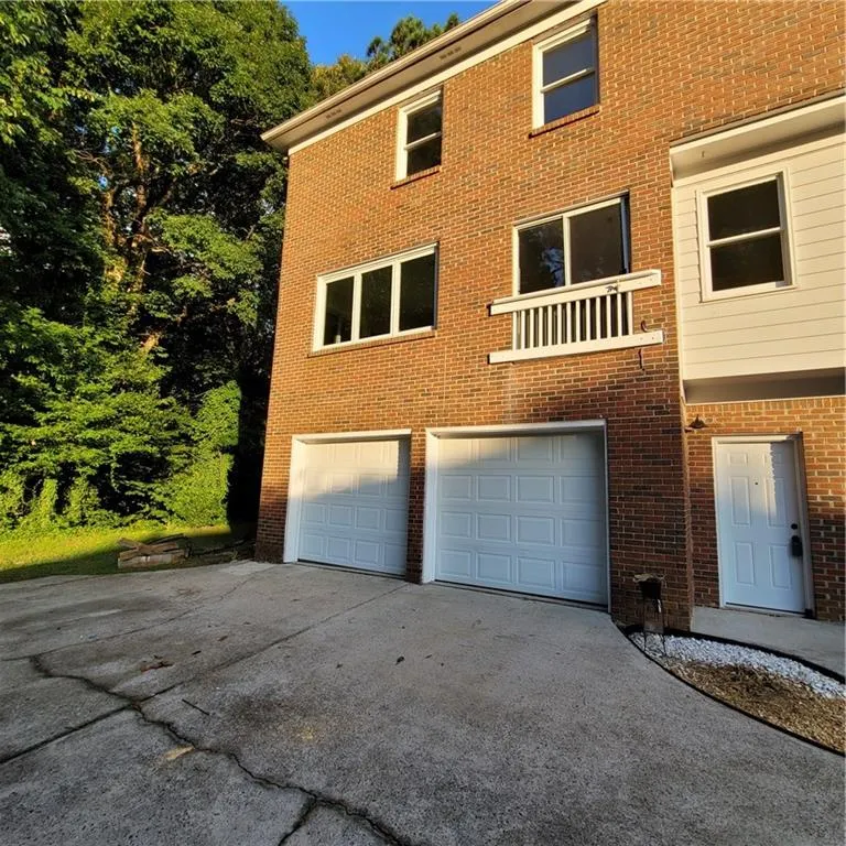 8855 Carroll Manor Drive, Sandy Springs, Georgia 30350, 3 Bedrooms Bedrooms, ,3 BathroomsBathrooms,Residential,Sold,8855 Carroll Manor Drive,6919348