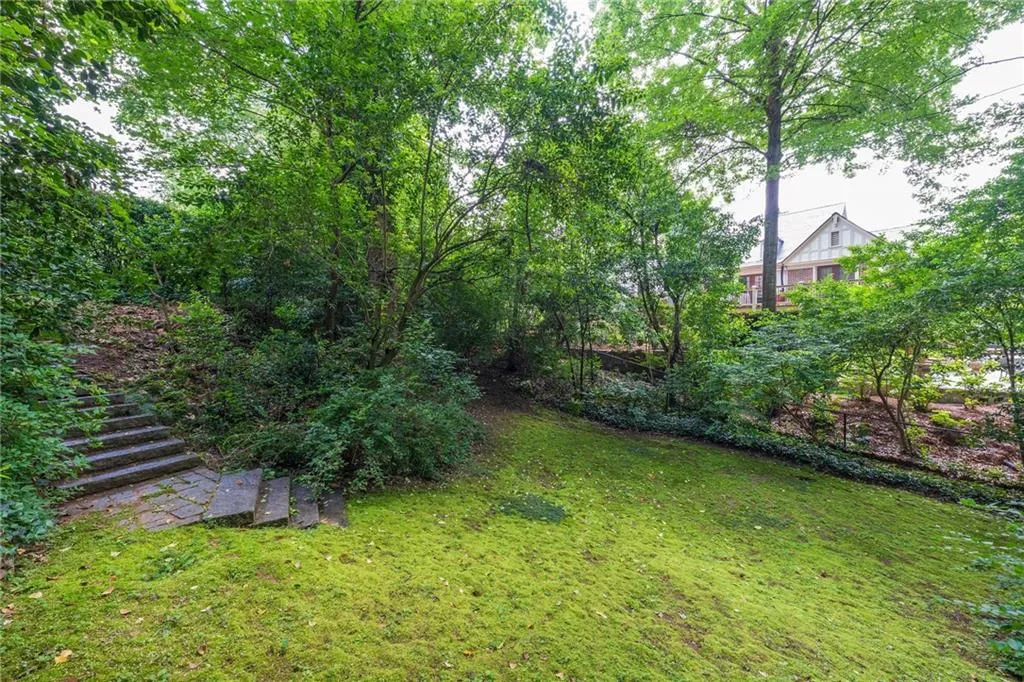 2 W Muscogee Avenue Nw, Atlanta, Georgia 30305, 4 Bedrooms Bedrooms, ,5 BathroomsBathrooms,Residential,For Sale,2 W Muscogee Avenue Nw,7587033