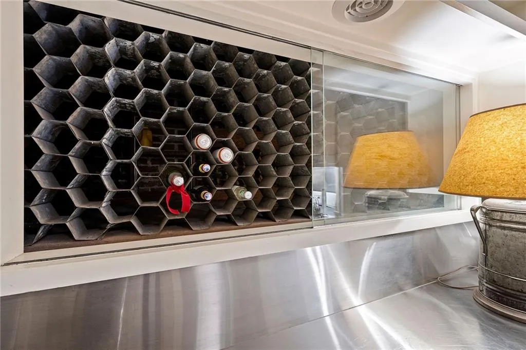 2 W Muscogee Avenue Nw, Atlanta, Georgia 30305, 4 Bedrooms Bedrooms, ,5 BathroomsBathrooms,Residential,For Sale,2 W Muscogee Avenue Nw,7587033