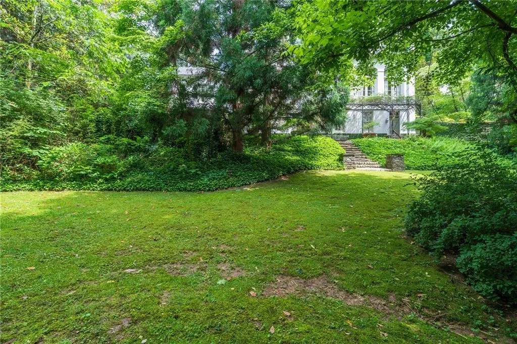 2 W Muscogee Avenue Nw, Atlanta, Georgia 30305, 4 Bedrooms Bedrooms, ,5 BathroomsBathrooms,Residential,For Sale,2 W Muscogee Avenue Nw,7587033