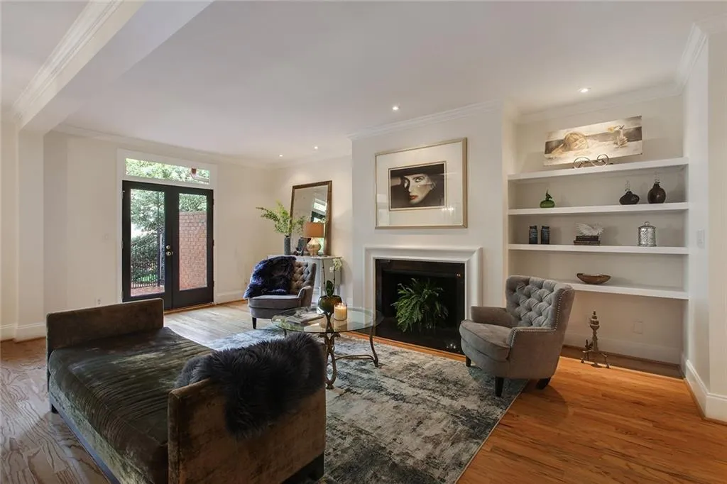 56 Willow Glen Ne, Atlanta, Georgia 30342, 3 Bedrooms Bedrooms, ,2 BathroomsBathrooms,Residential,Sold,56 Willow Glen Ne,6536555