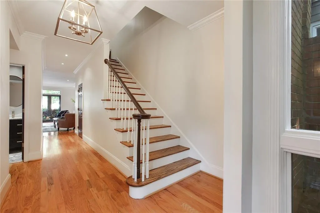 56 Willow Glen Ne, Atlanta, Georgia 30342, 3 Bedrooms Bedrooms, ,2 BathroomsBathrooms,Residential,Sold,56 Willow Glen Ne,6536555