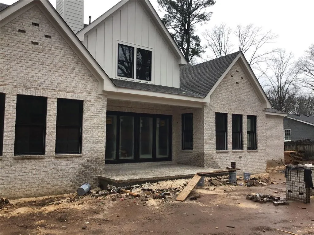 80 Angus Trail, Sandy Springs, Georgia 30328, 6 Bedrooms Bedrooms, ,6 BathroomsBathrooms,Residential,Sold,80 Angus Trail,6679813